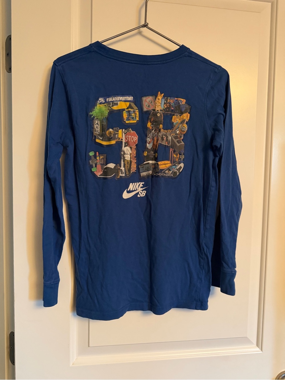 BOYS Nike SB royal blue long sleeve.